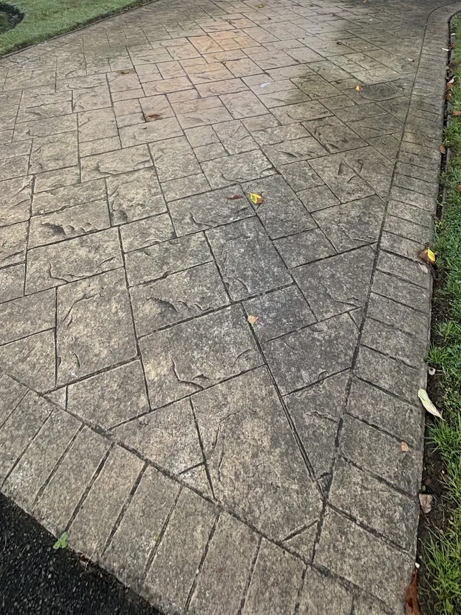 Imprinted concrete drive, Wigan before cleaning